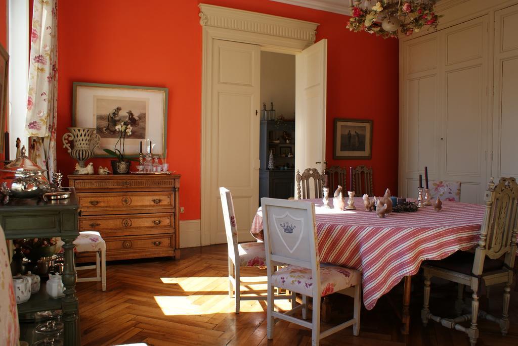 Chateau De Grenier Bed and Breakfast Saint-Léger Esterno foto