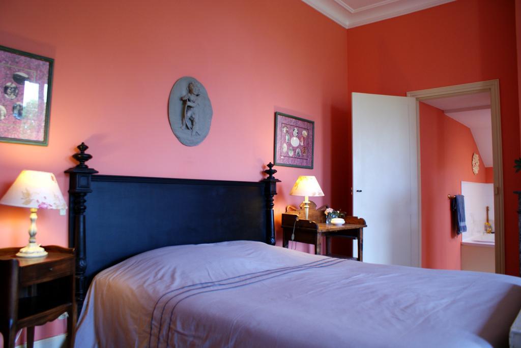 Chateau De Grenier Bed and Breakfast Saint-Léger Esterno foto